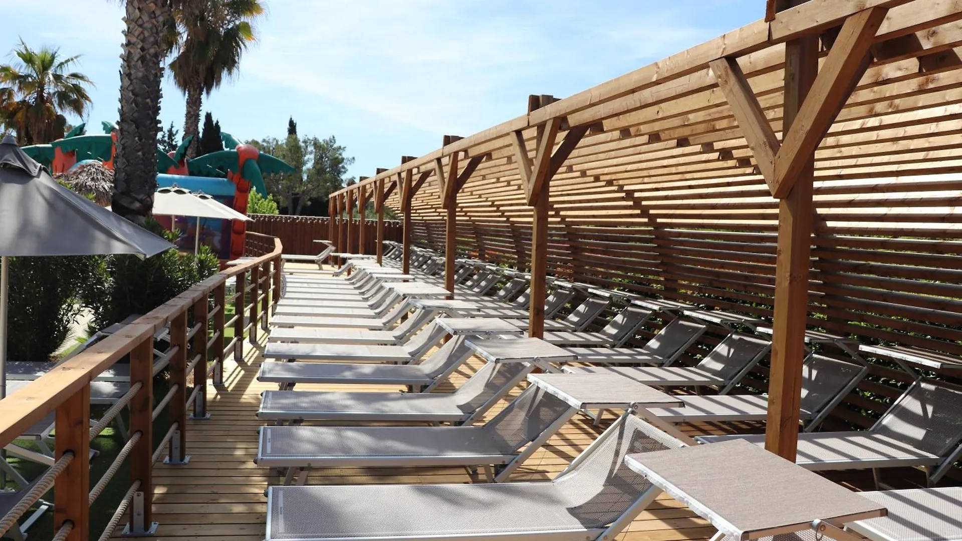 Camping Mas De Pierredon Sanary-sur-Mer 4*,